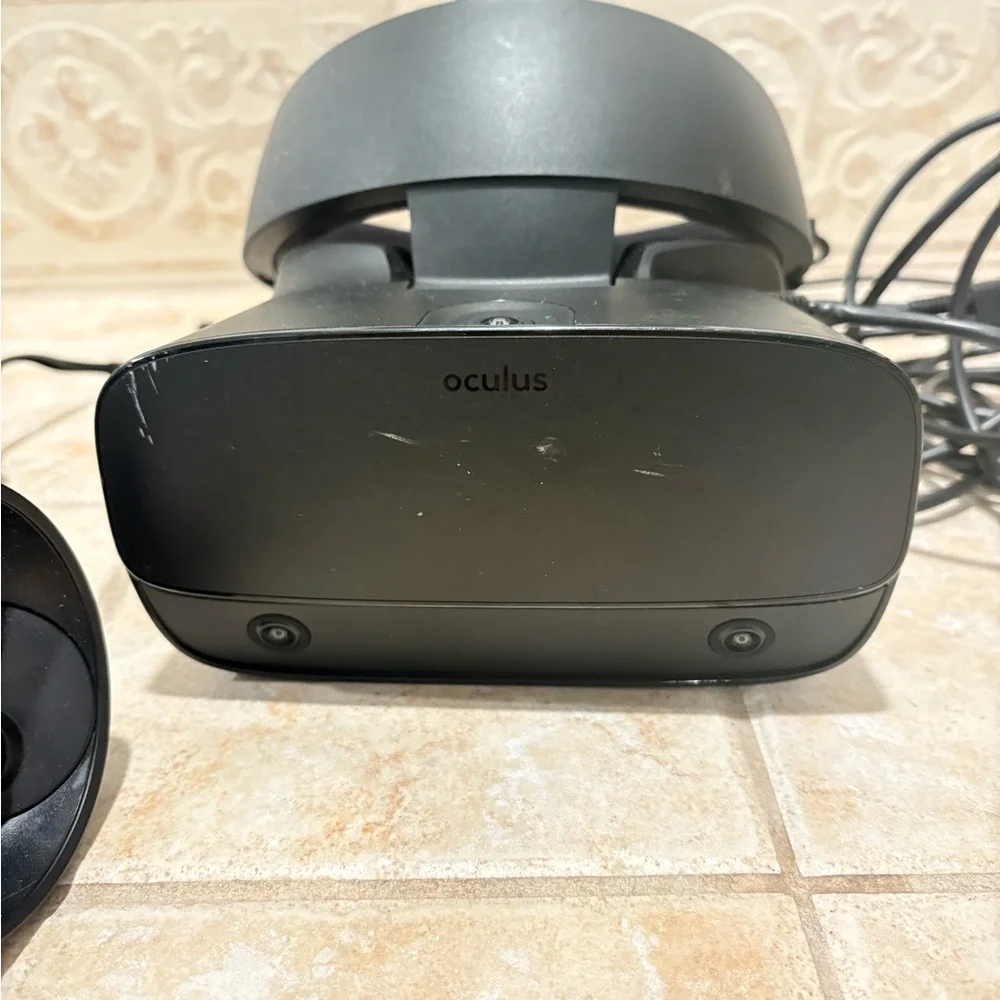 Oculus Black VR Headset